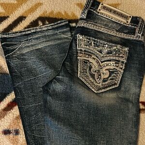 Women’s rock revival bootcut jeans